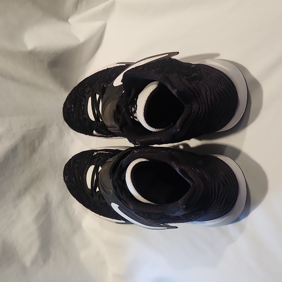 Nike Kevin Durant KD12 TB  DM5040-001 - Picture 4 of 16